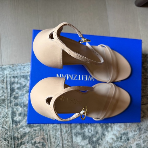 Stuart Weitzman Nudist Sandal - Picture 5 of 11